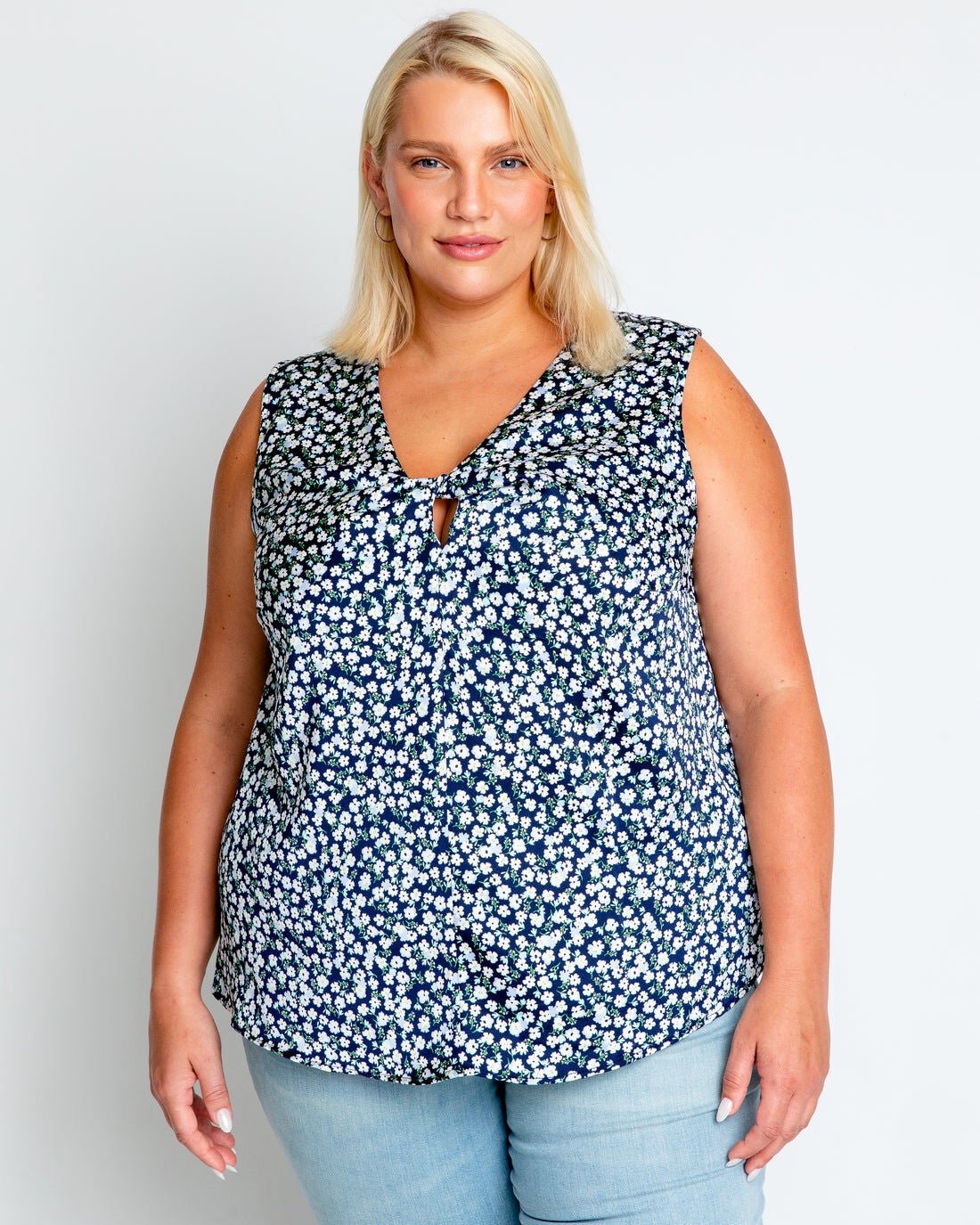 Mara Twist Top, Navy / Navy, hi-res image number 0
