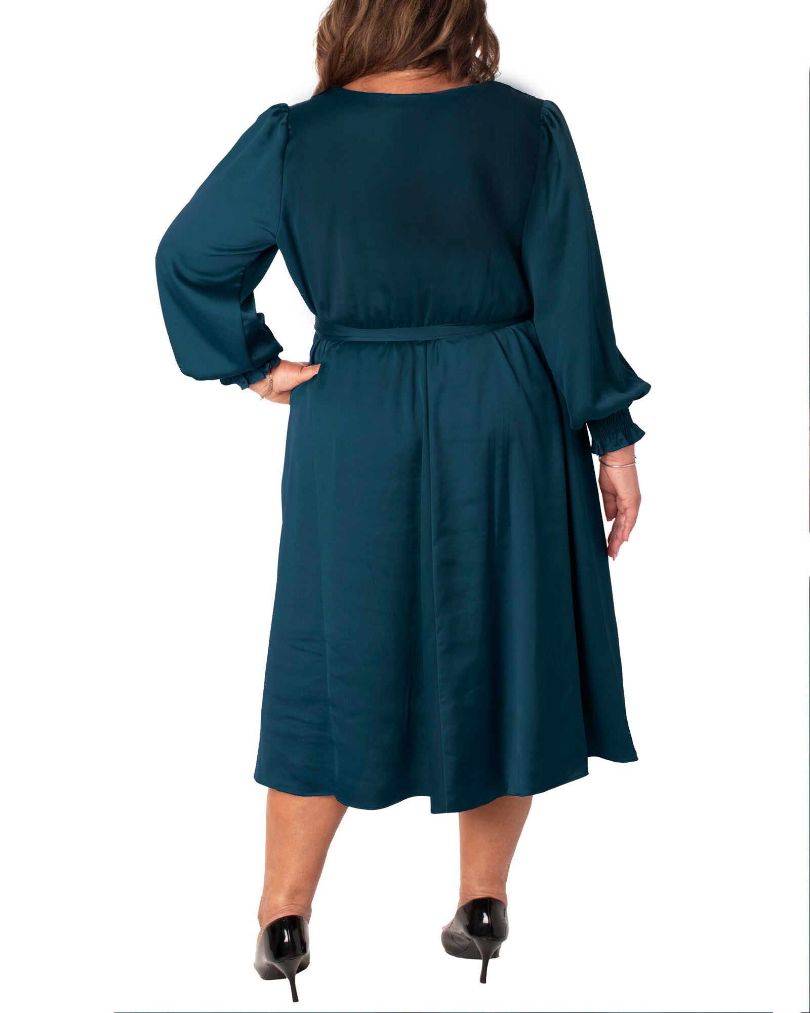 SATIN BACK CREPE BODICE LINED DRESS WITH SMOCKING, , alternate image number 7
