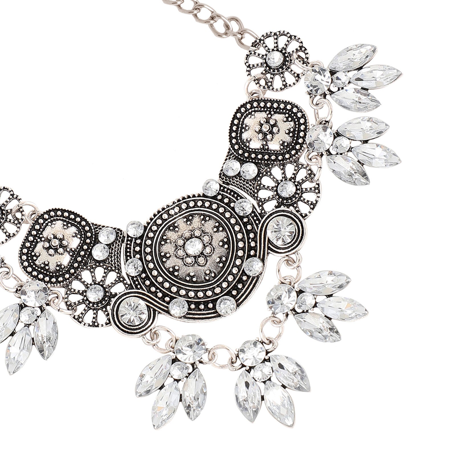 SOHI Women's Circular Foliage Drop Statement Necklace, White / White, alternate image number 3