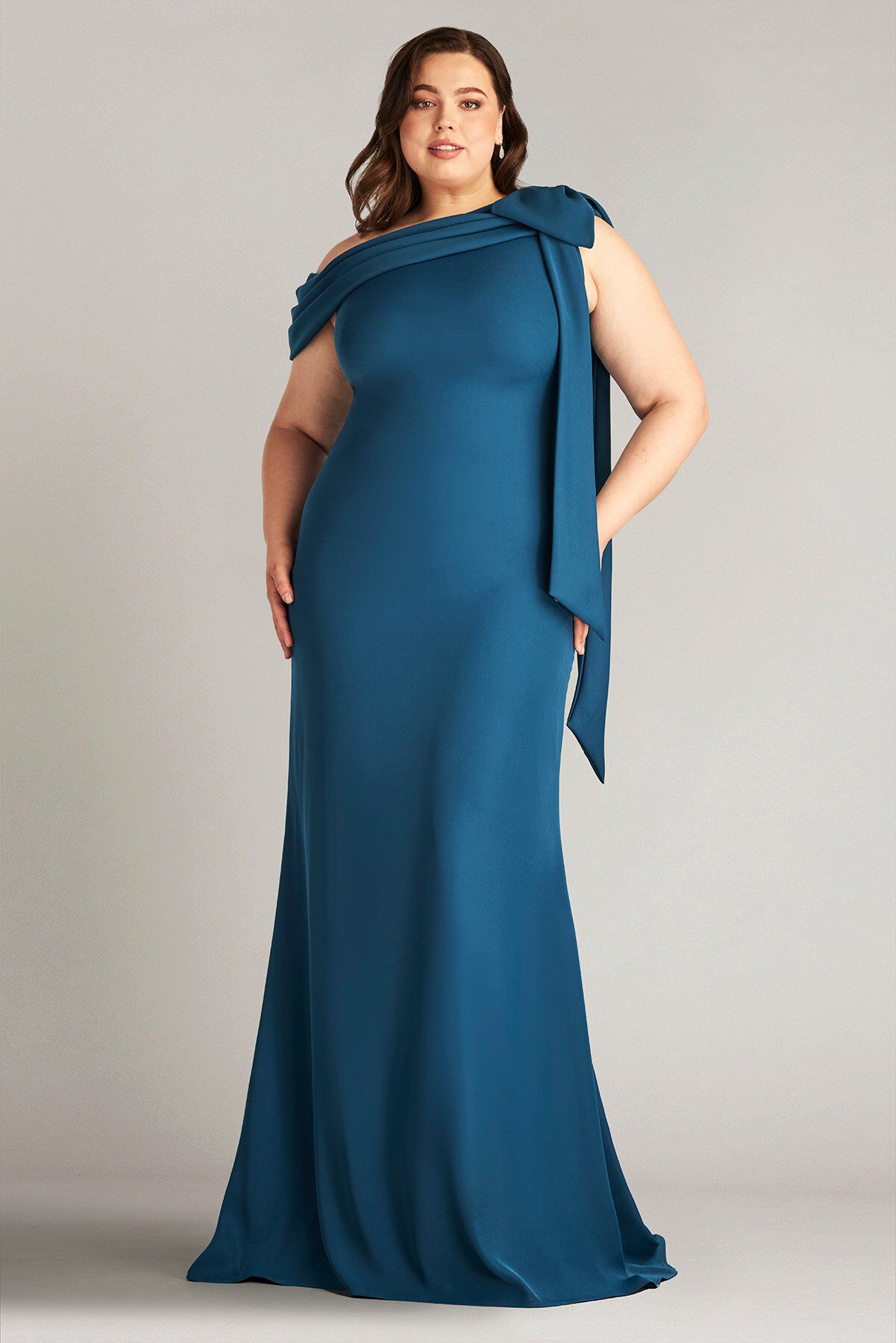 Cassia Bow-Shoulder Crepe Gown - PLUS SIZE, ECLIPSE / see-description, hi-res image number 0
