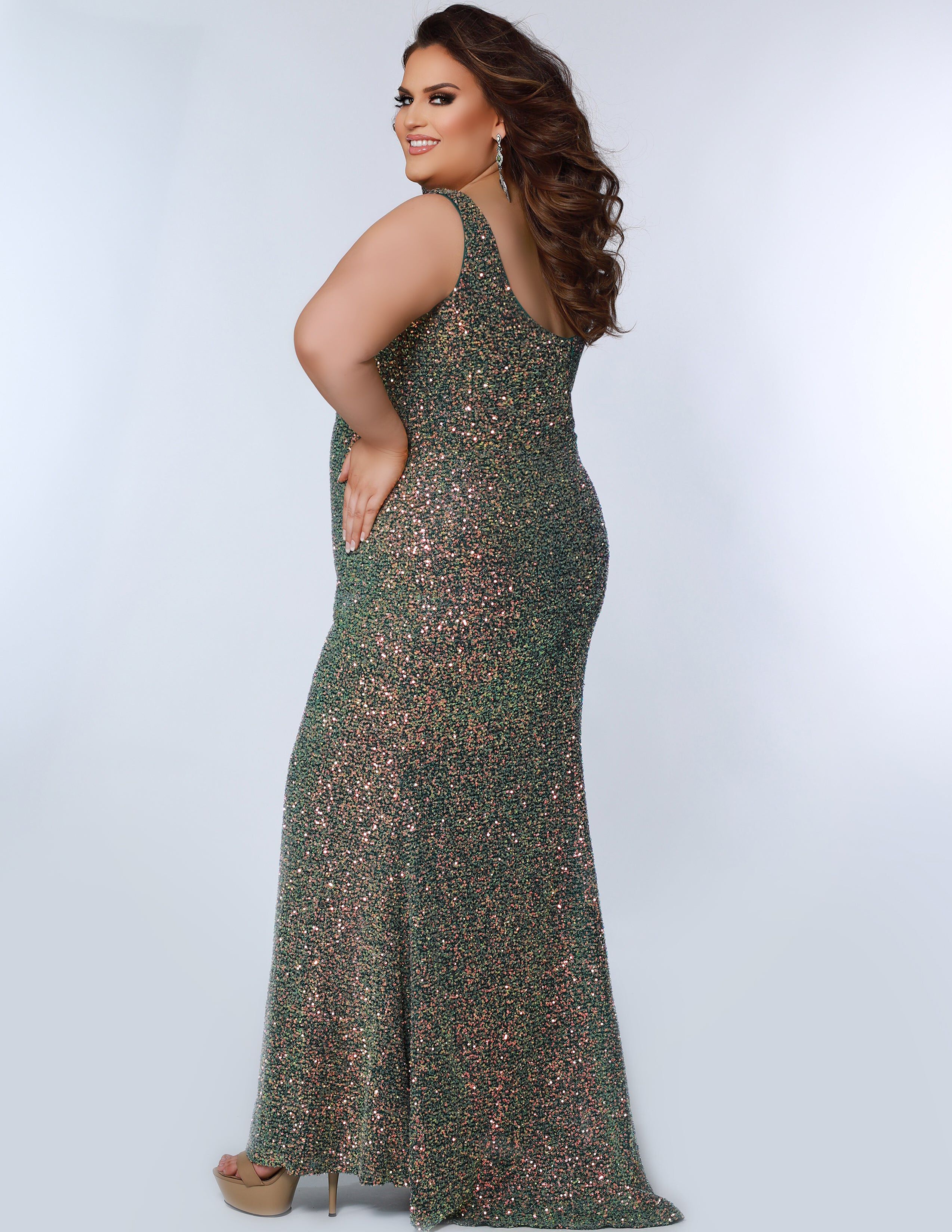 Academy Awaits, Green Surge / Hunter Green, alternate image number 2