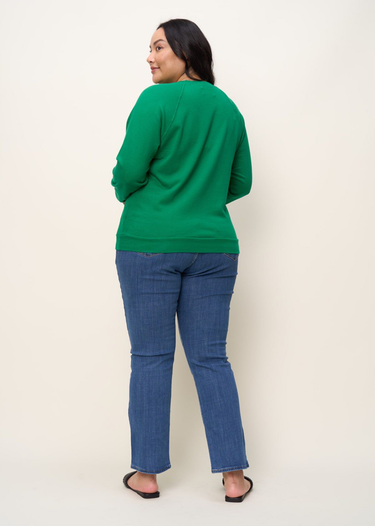 The Raglan Sweatshirt, Kelly Green / Kelly Green, alternate image number 3