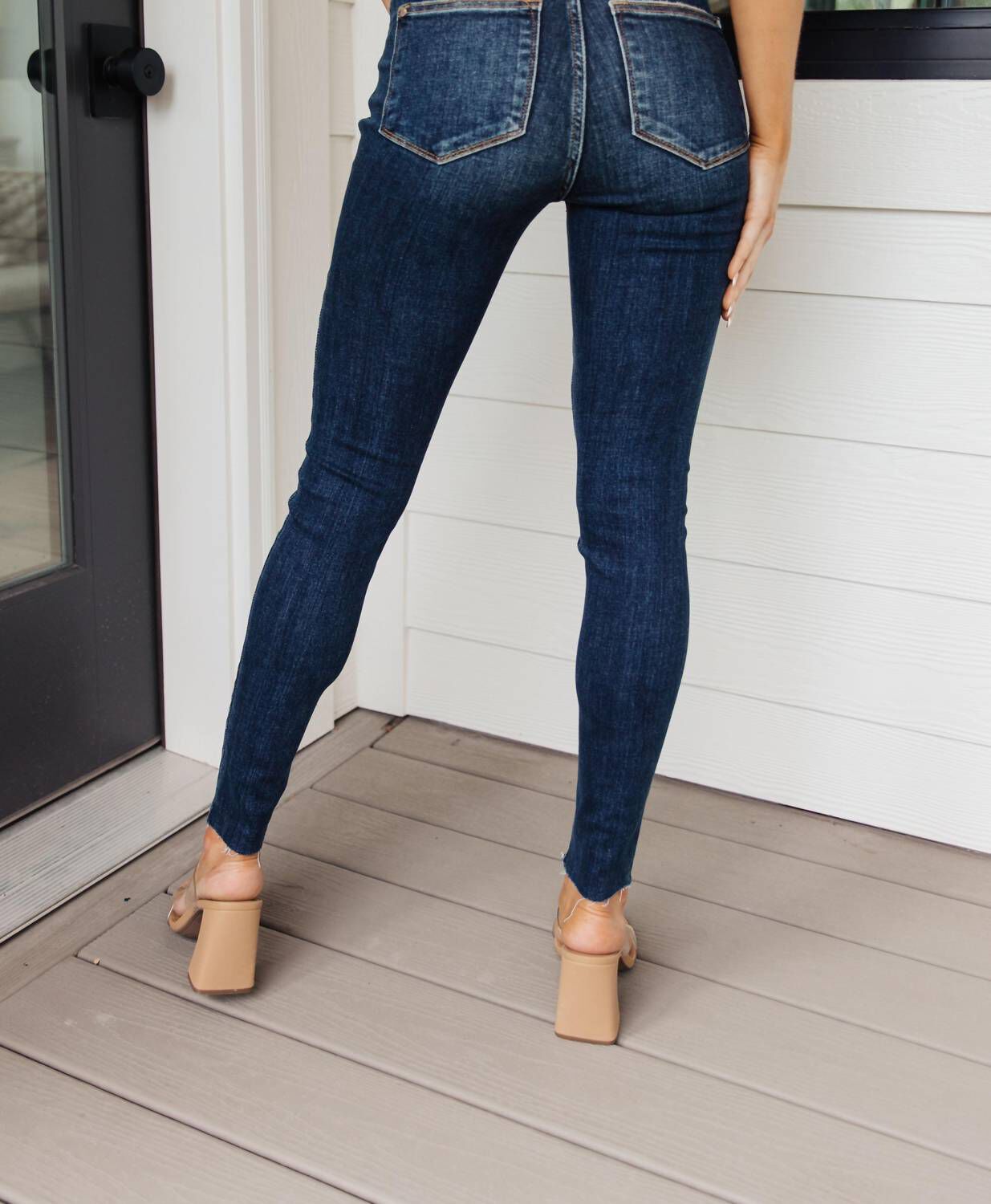 MID RISE RAW HEM SKINNY JEANS, Dark Vintage Wash / Azure Blue, alternate image number 3