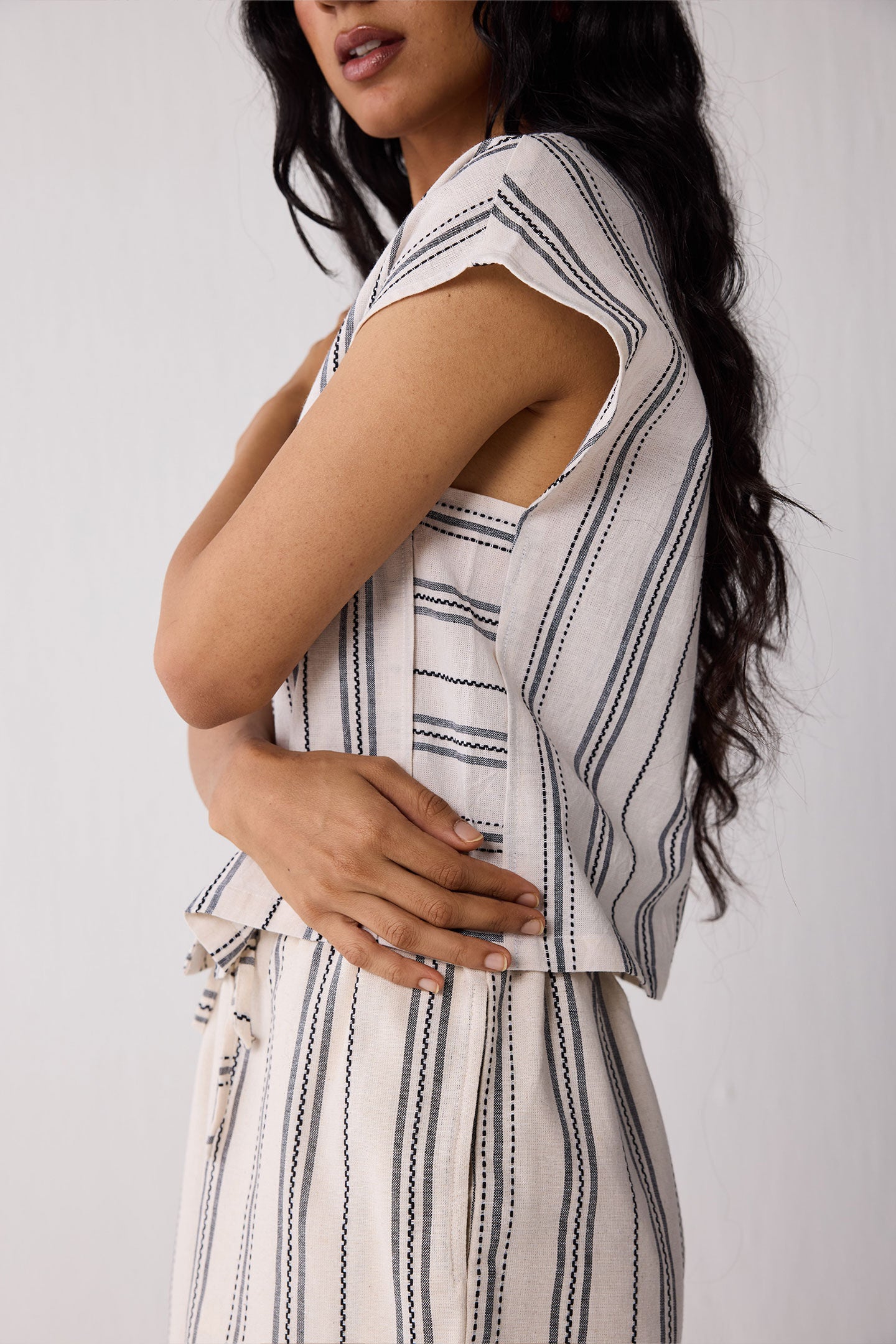 Striped Matching Set with Regular Shorts and V-neck Top, Linear Canvas / Cream, alternate image number 6