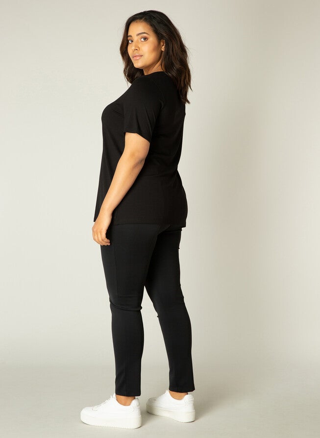 Alba, Black / Black, alternate image number null