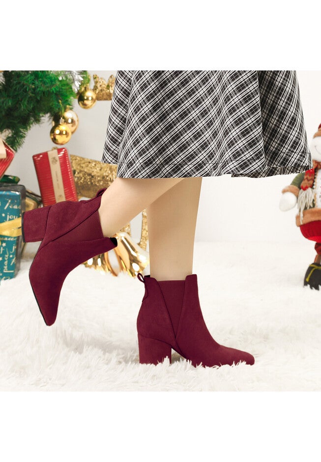 POINTED TOE MID BLOCK HEEL CHELSEA BOOTS, Burgundy / Burgundy, alternate image number 1