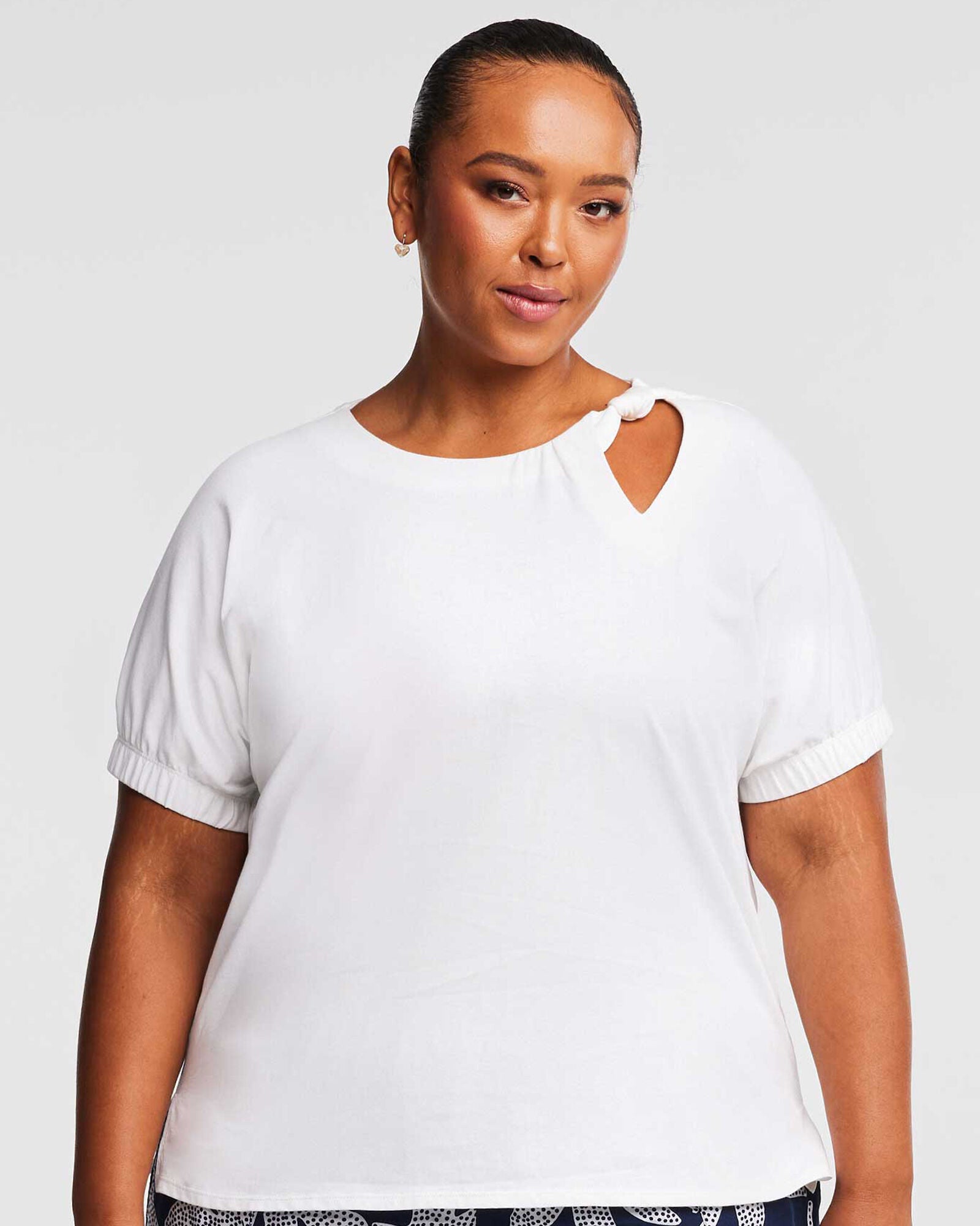 Knot Detail White Cut-Out Top, Milk / White, hi-res image number 0