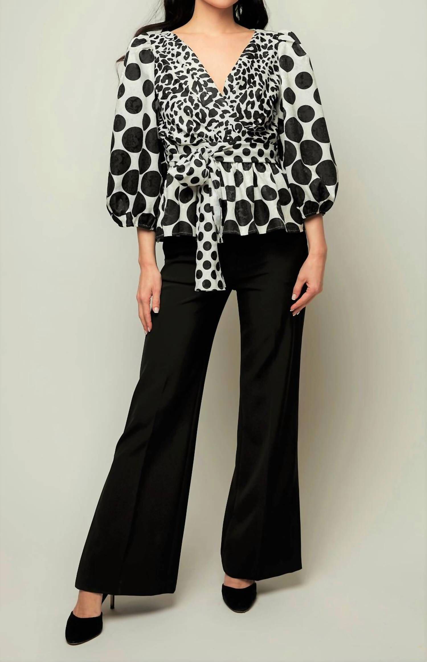 PUFF-SLEEVE BLOUSE IN BLACK/WHITE, , alternate image number 5