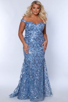 HIGH CLASS FITTED GOWN
