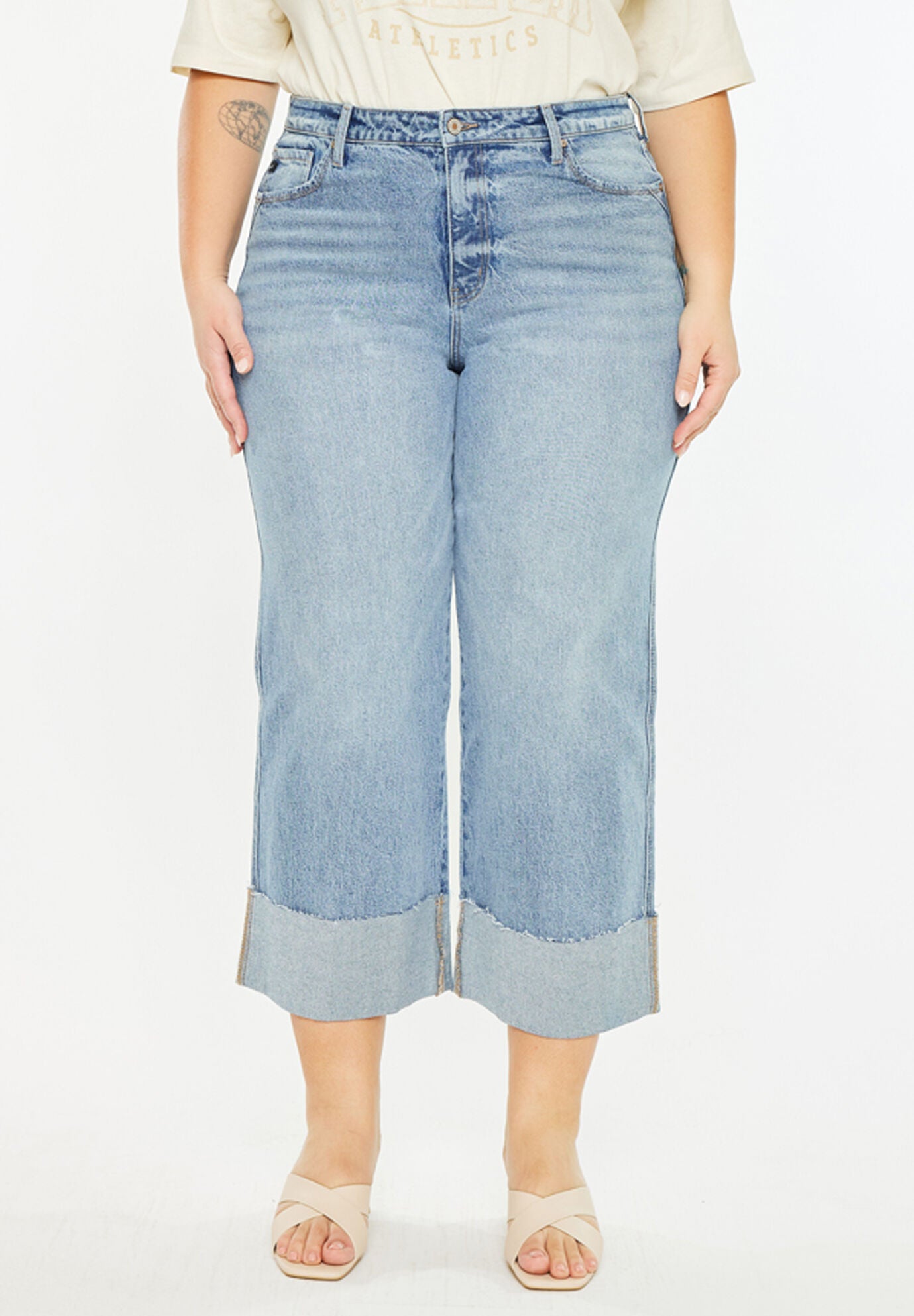 Jennie 90's Crop Wide Leg Jeans (Plus Size), Medium Wash / Medium Wash, hi-res image number 0