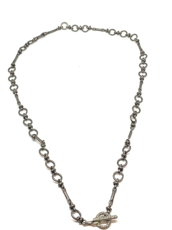 22 inches OXIDIZED CHAIN WITH OXIDIZED DIAMOND MINI TOGGLE NECKLACE IN SILVER, , alternate image number null