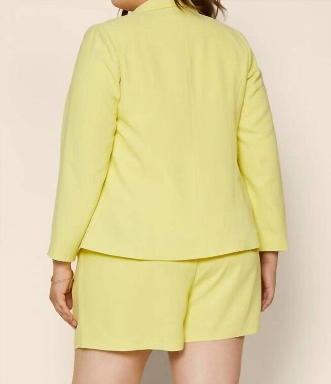 WELT POCKET BLAZER IN LIME YELLOW, , alternate image number null