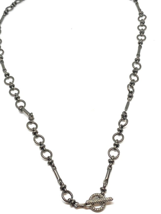 22 inches OXIDIZED CHAIN WITH OXIDIZED DIAMOND MINI TOGGLE NECKLACE IN SILVER, Silver / Silver, hi-res image number null