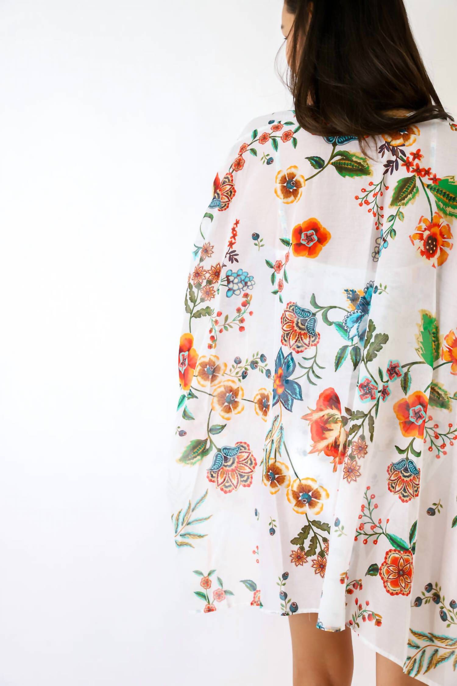 ARDELLA COVER UP KIMONO IN MULTI, Multi / White, alternate image number 3