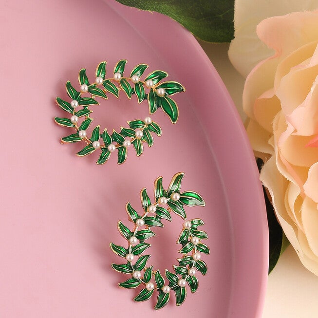 SOHI Women Green Drop Earrings, Green / Forest Green, alternate image number null