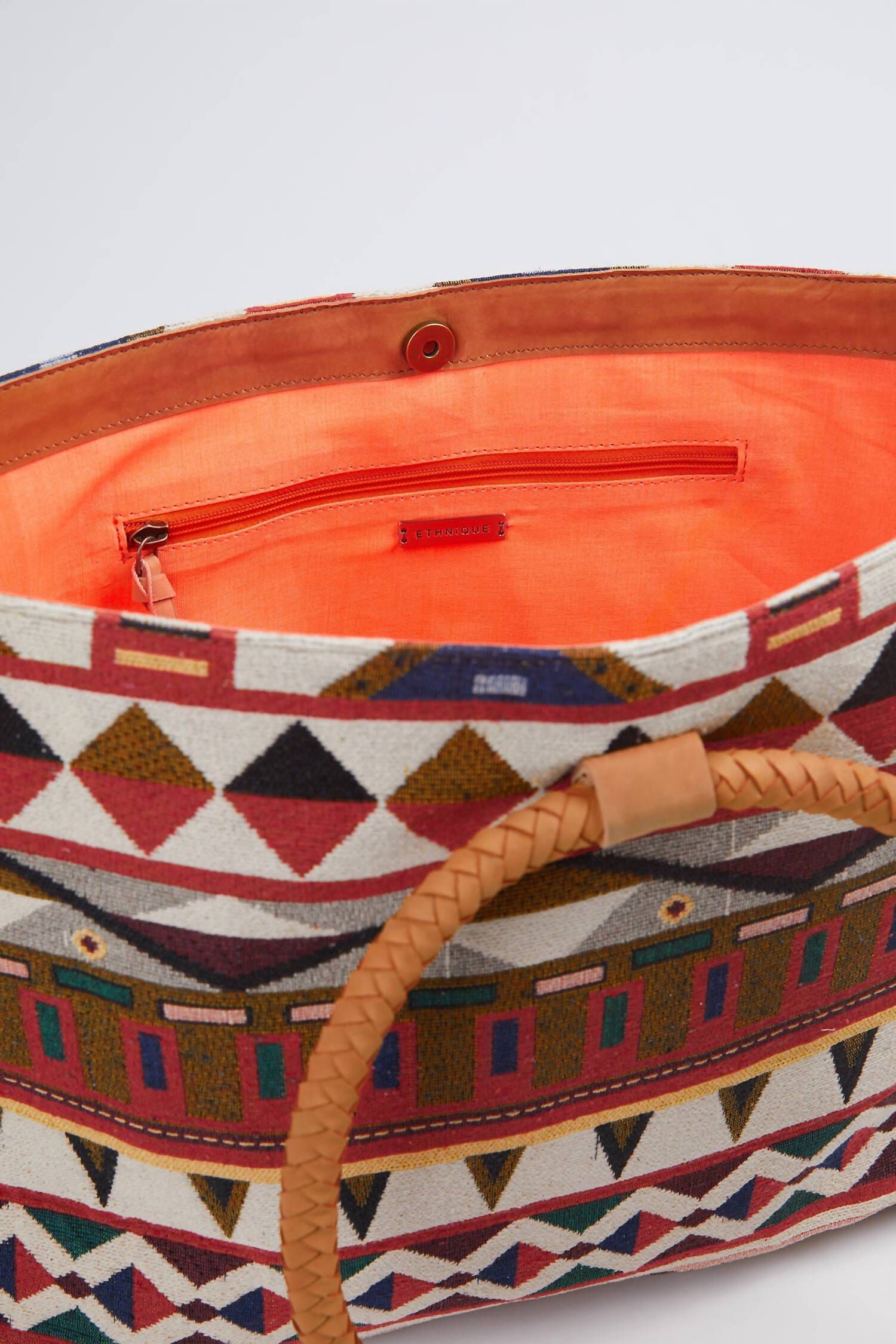 Tulum Handloom Leather Tote in Red, , alternate image number 2