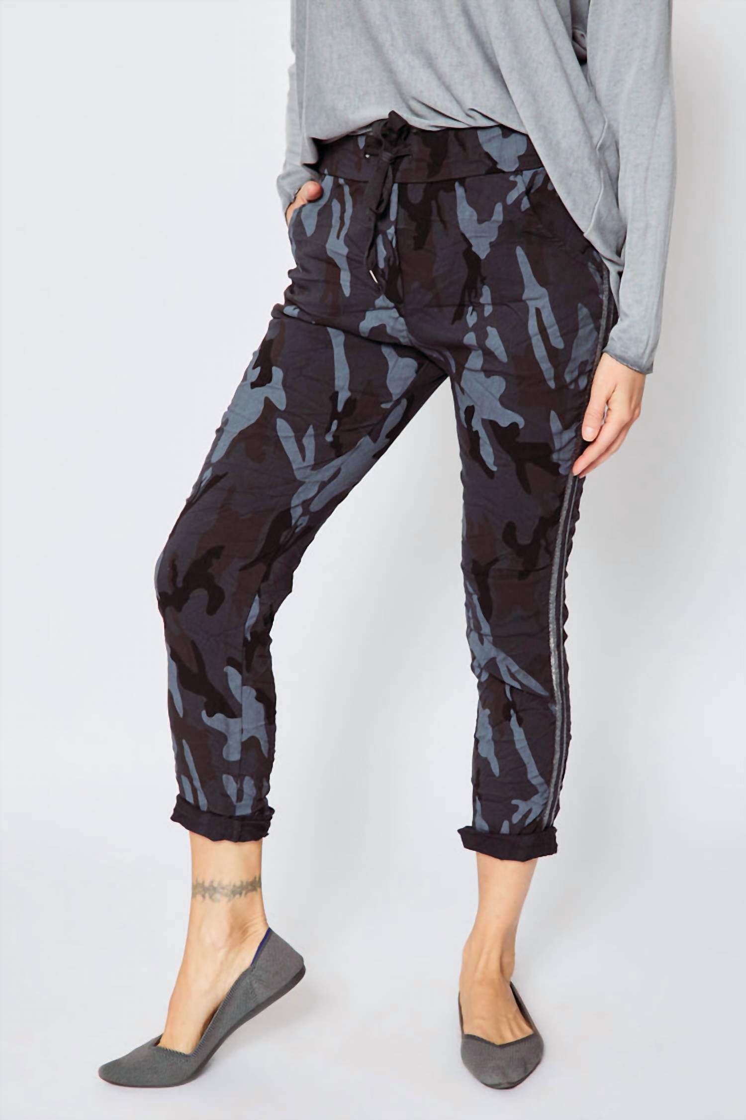 DOUBLE STRIPE CAMO PANTS IN CHARCOAL, , alternate image number 7