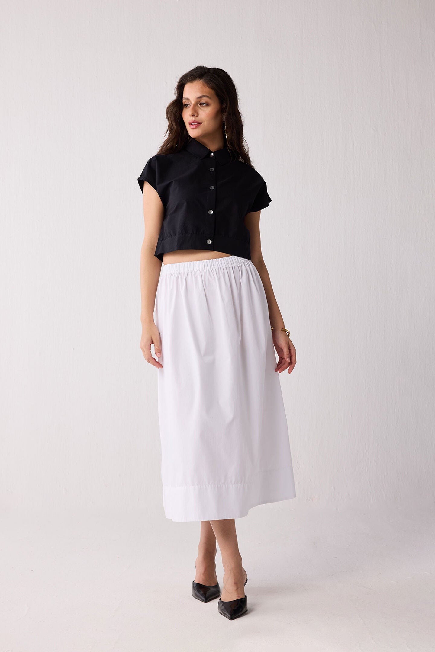Oversized Crop Shirt in Black, Black / Black, hi-res image number 0