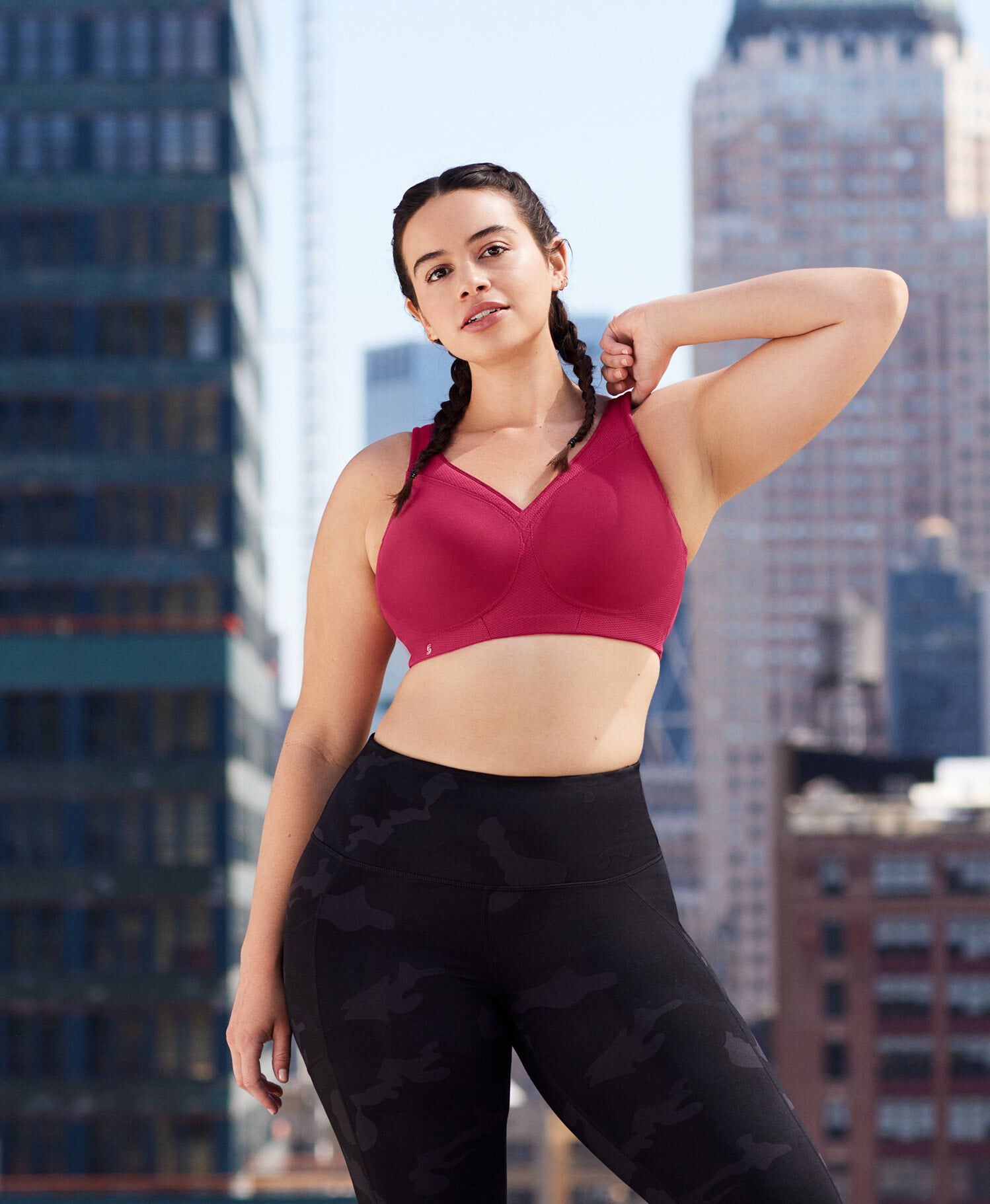 MagicLift Seamless Sports Bra, Ruby Red / Red, hi-res image number 0