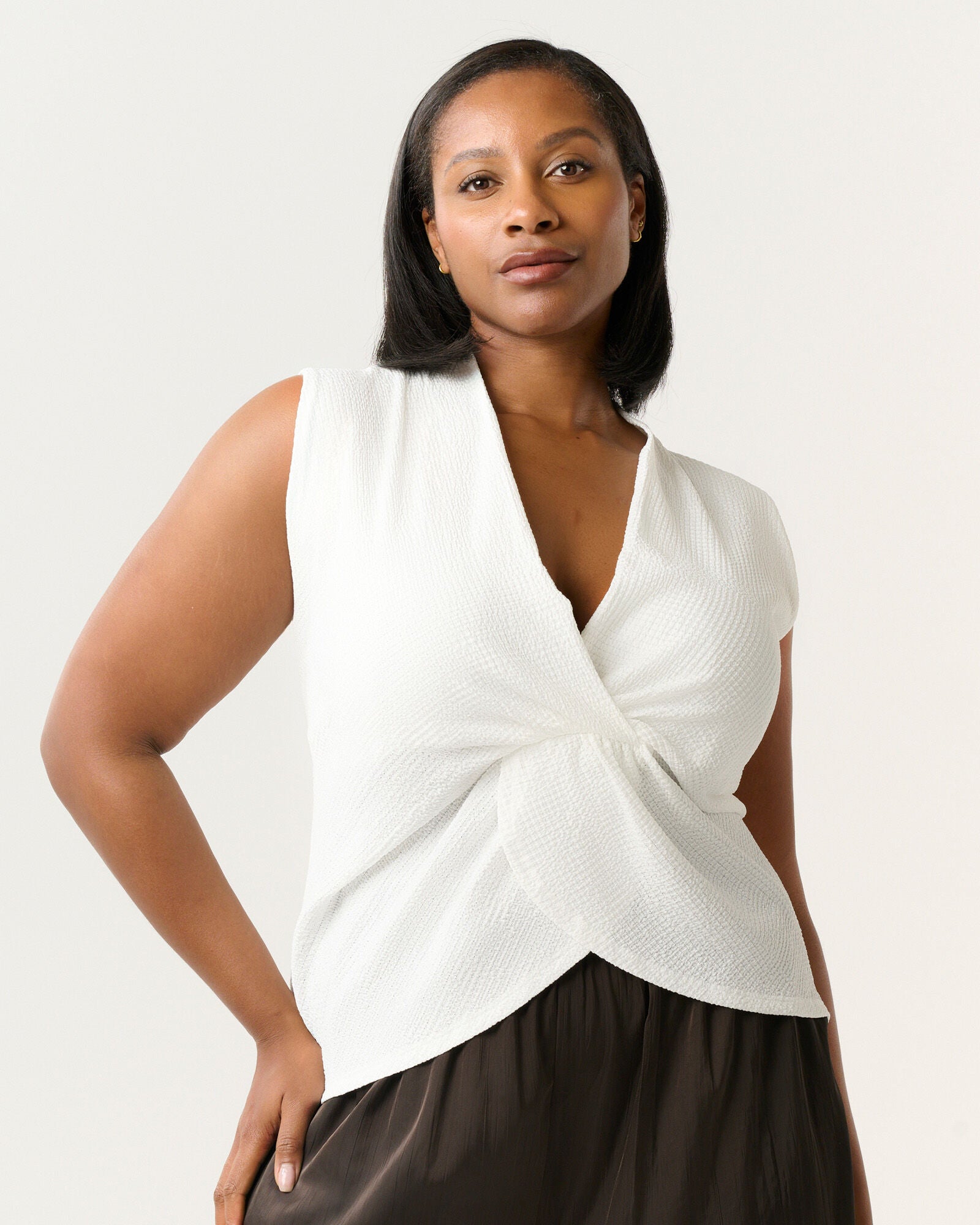 Hadley Twist V Neck Top, Milk / White, alternate image number 1
