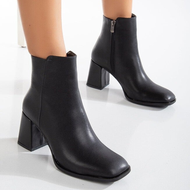 NADINE - BLACK MATT ANKLE BOOTS, BLACK / Black, alternate image number null