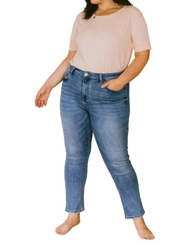 HIGH RISE STRETCH ANKLE STRAIGHT JEANS IN MEDIUM WASH, Medium Wash / Medium Wash, hi-res image number null