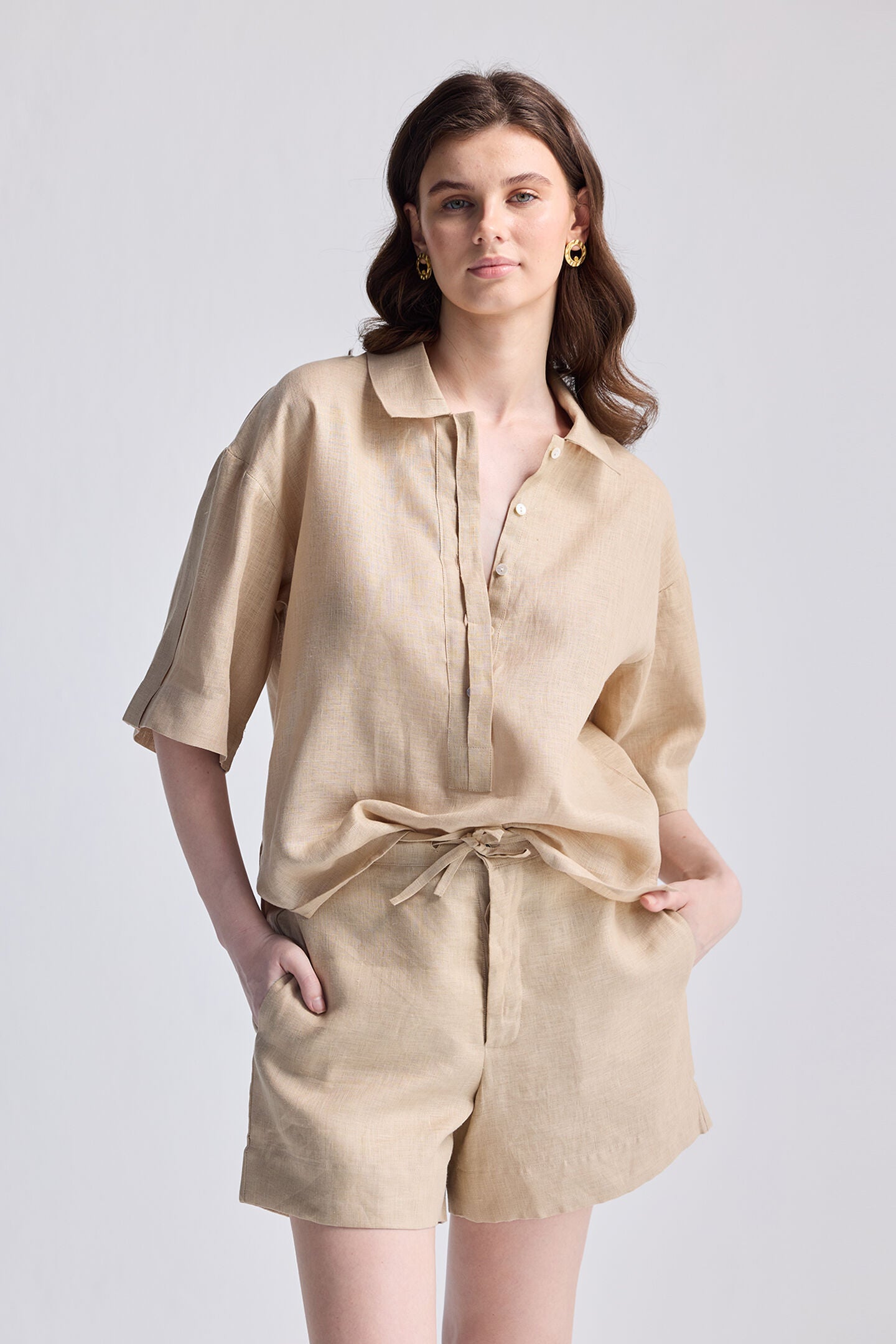 Drawstring Shorts in Neutral Beige, Neutral Beige / Beige, alternate image number 5
