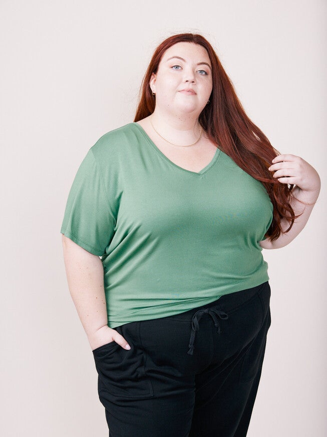 Meghan Drapey V-Neck Tee, Balsam / Kelly Green, hi-res image number 0
