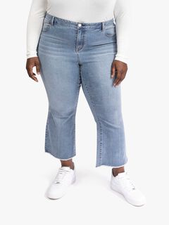DEMI BOOT CROP JEAN
