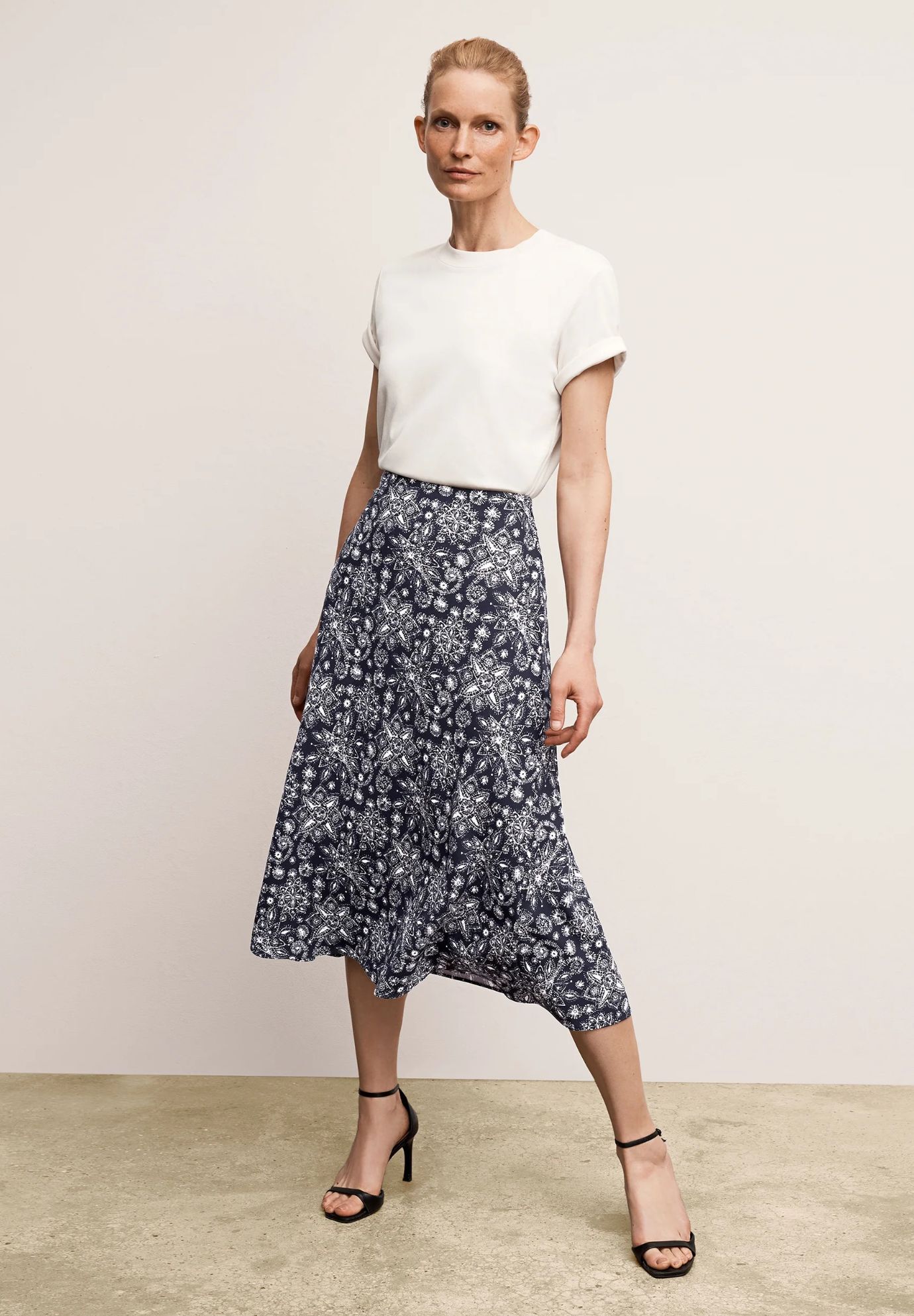 Leslie T-Shirt - Organic Pima Cotton, Ivory / Ivory, alternate image number 4