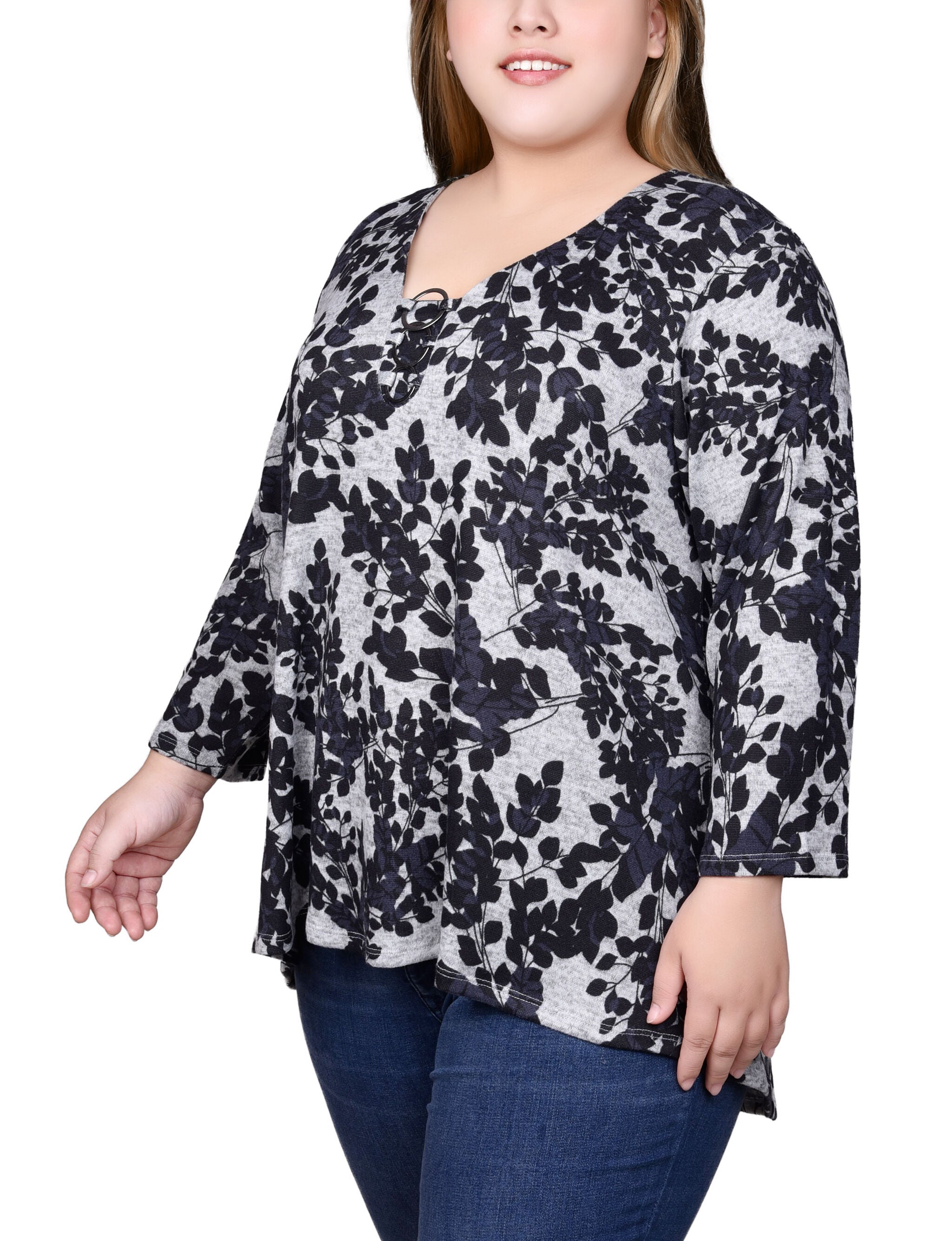 3/4 Sleeve 3-Ring Top, Black Grey Floral, alternate image number 2