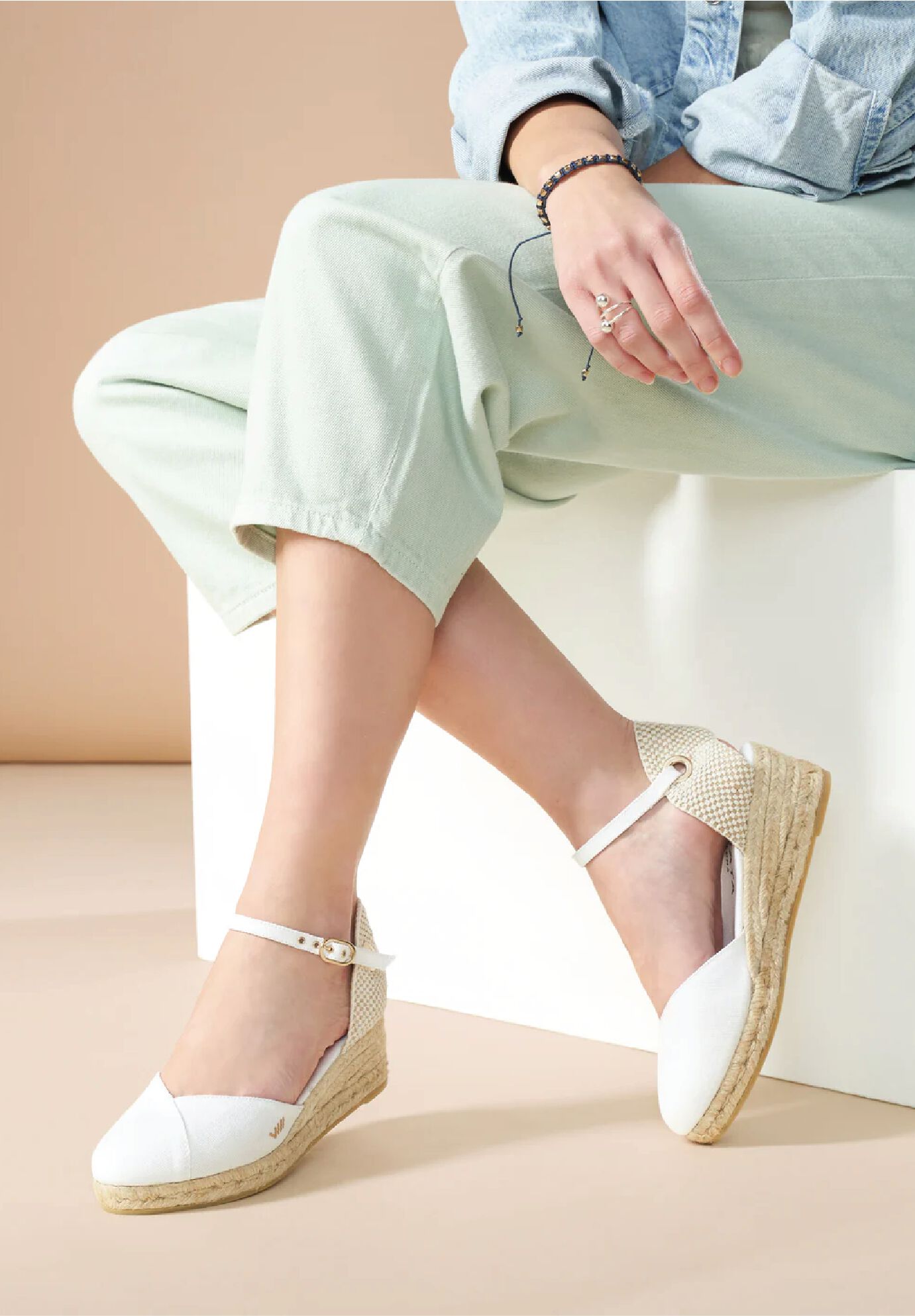 Pubol Canvas Espadrille Wedges, White / White, alternate image number 3