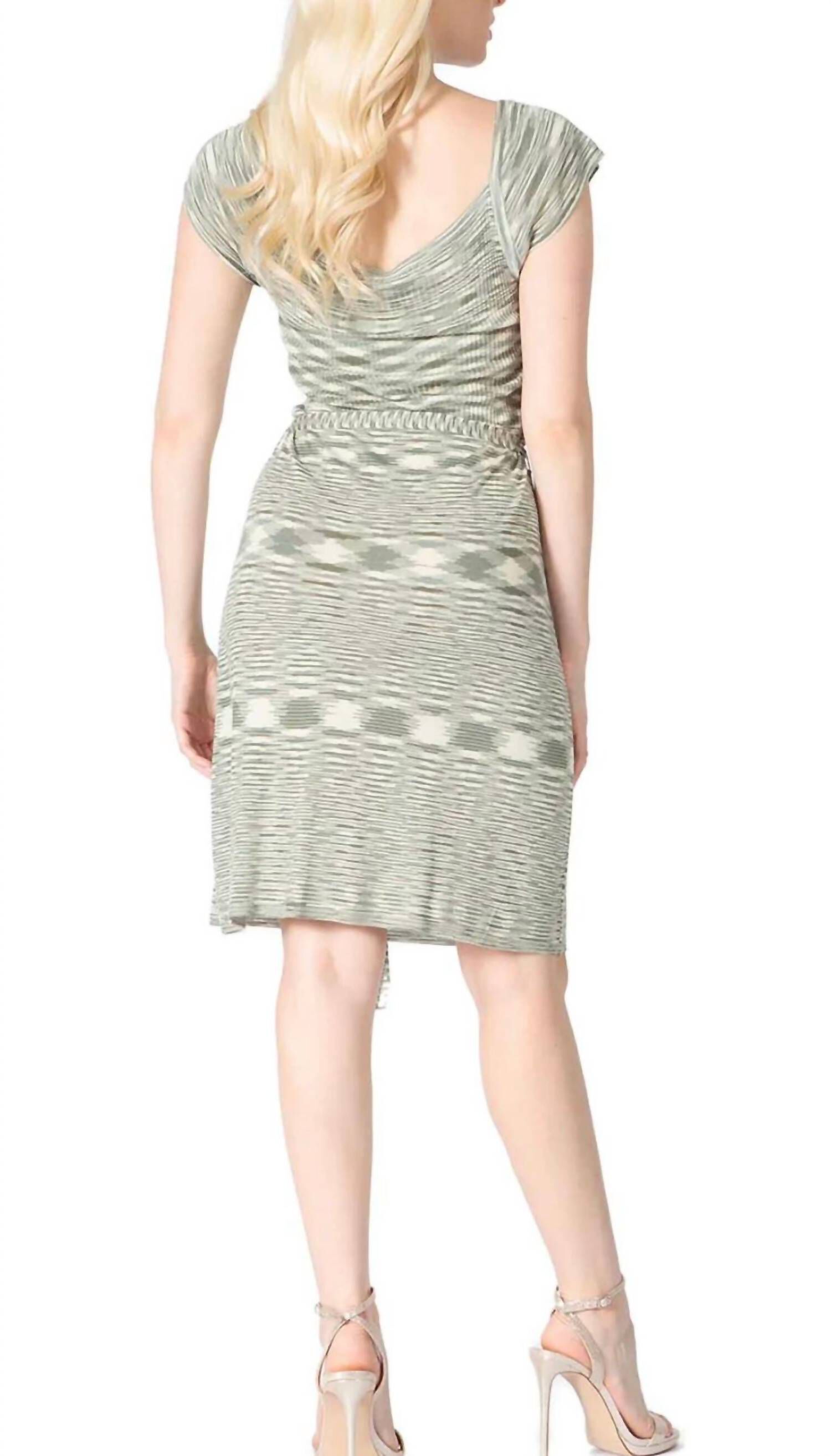 PRINTED SCOOP NECK HENLEY DRESS IN GREEN, Green / Light Green, alternate image number 3