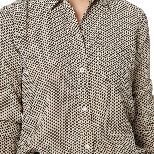 LEEMA SILK TOP IN TRUE BLACK/MUSHROOM STAR PRINT, True BlackMushroom Star Print / Beige, alternate image number null