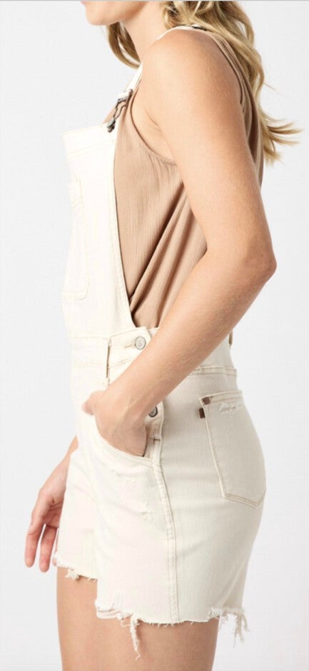 JUDY BLUE ECRU DESTROY OVERALL SHORTS IN ECRU, Ecru / White, alternate image number null