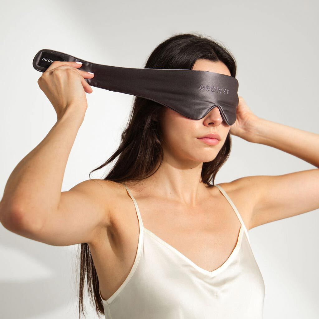 Featherweight Silk Sleep Mask, Moonlight Shadow / Charcoal Grey, alternate image number 3