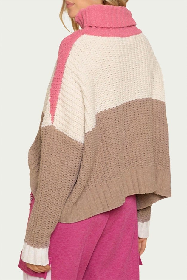 TEXTURED COLORBLOCK TURTLENECK SWEATER IN BUBBLEGUM PINK MULTI, , alternate image number 3