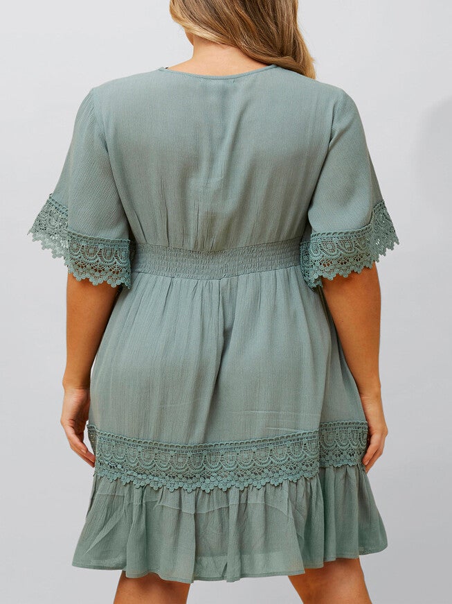 Paloma Short Dress Embroidered Details Solid, , alternate image number 7