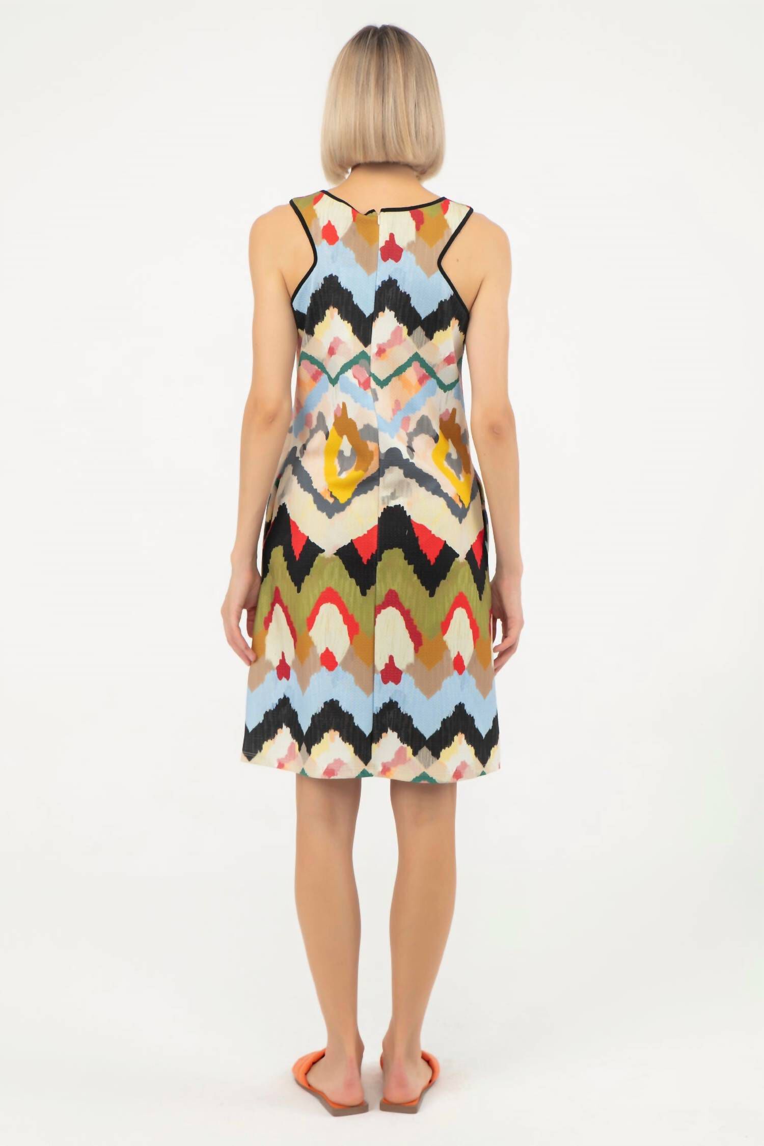 SHORT SLEEVELESS FRESCO HALTER DRESS IN REGGAE, , alternate image number 4
