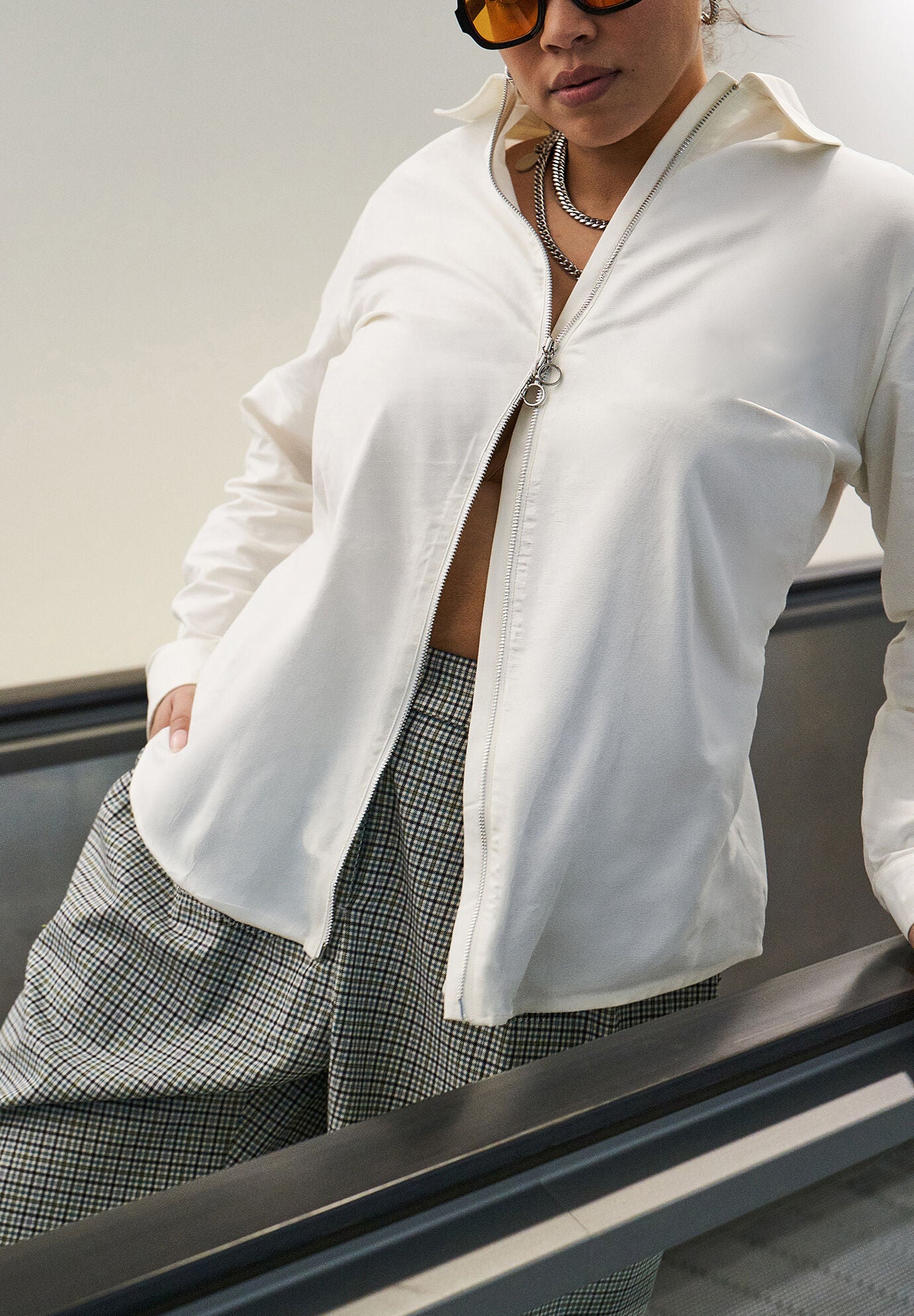 The Essential Long Sleeve Oxford Zip Up Shirt, WHITE / White, alternate image number 4