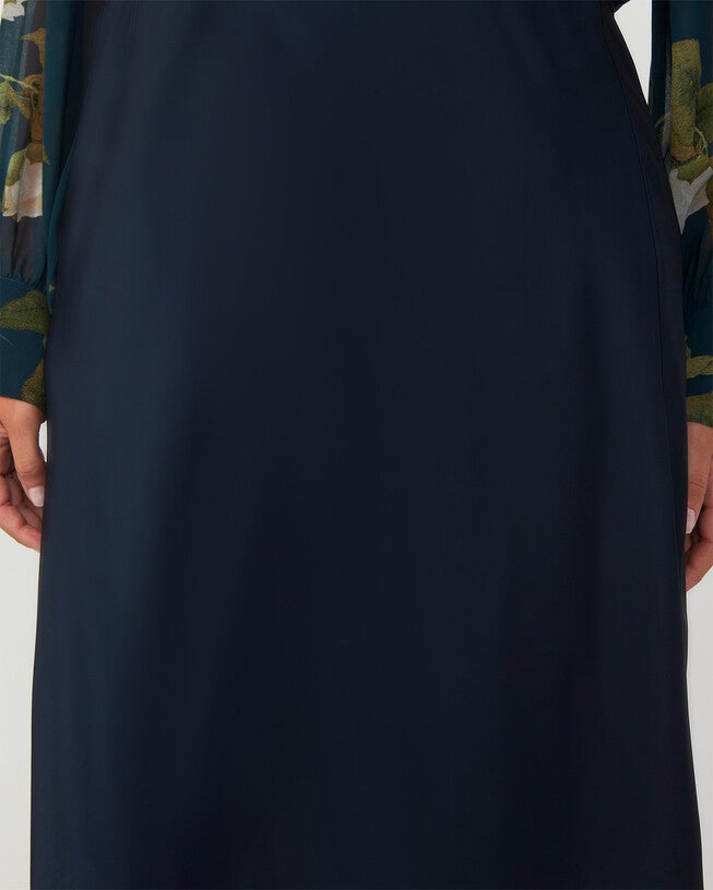 Azura Skirt, Midnight Navy / Navy, alternate image number 4