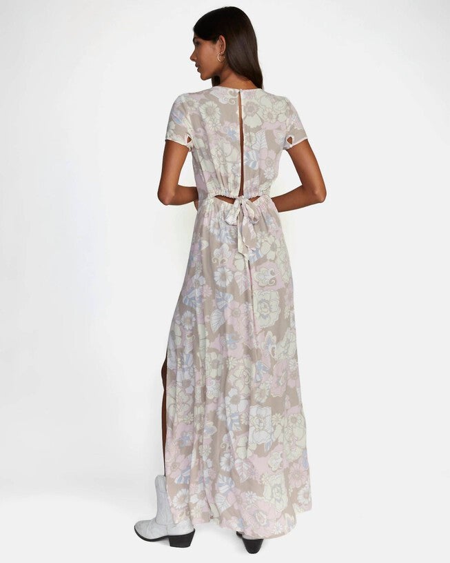 LUNCH DATE DRESS IN DARK KHAKI, , alternate image number 5