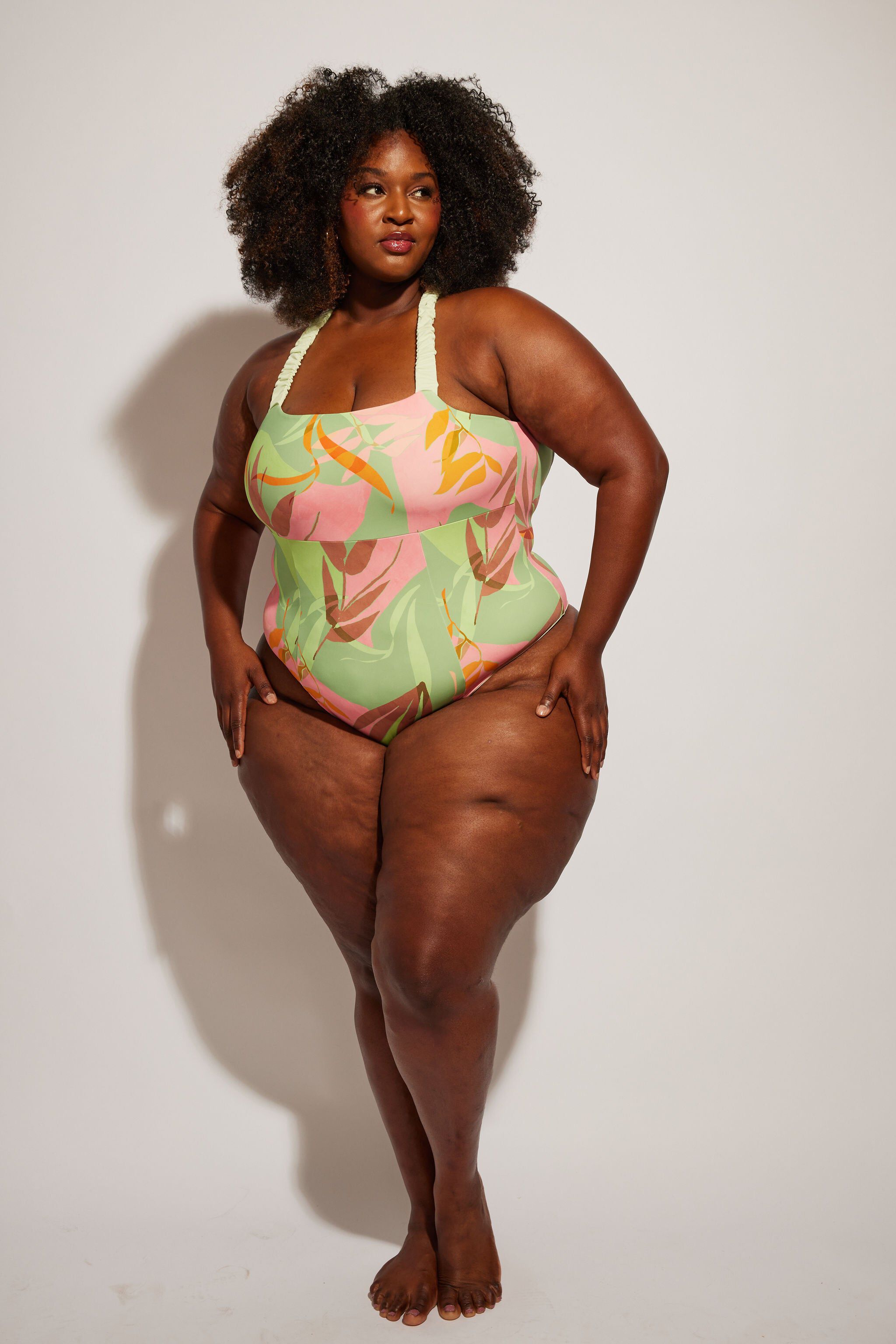 Wave One Piece II, Birds of Paradise / Light Green, alternate image number 1