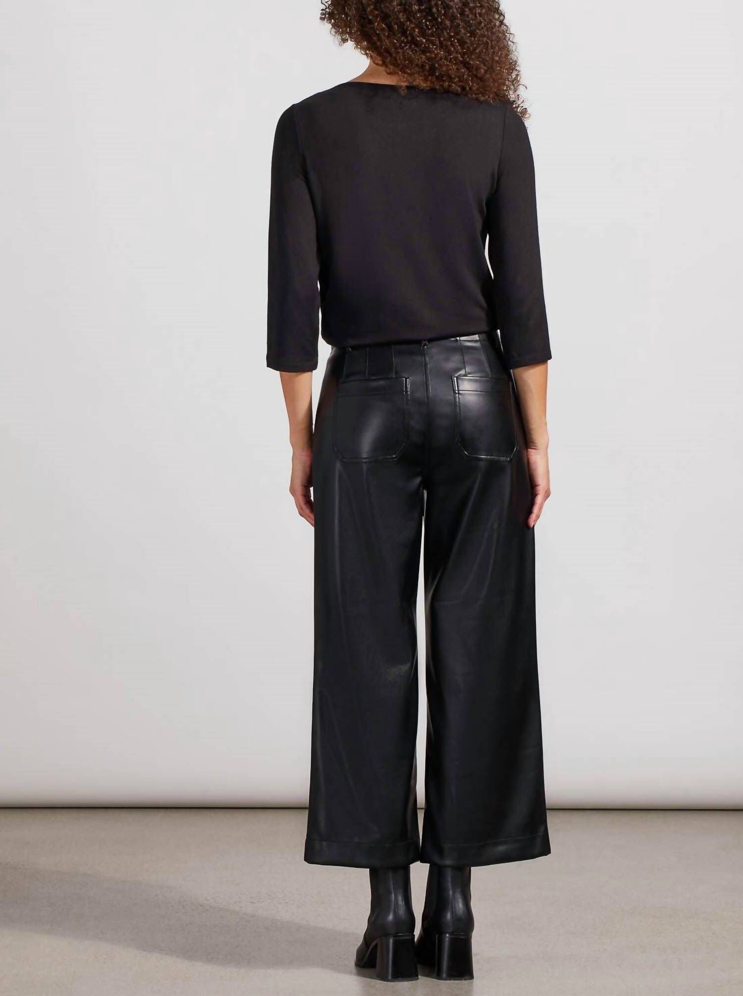 BROOKE HUGGING FAUX LEATHER WIDE LEG CROP PANT IN BLACK, , alternate image number 7
