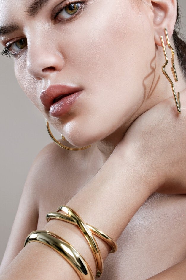 Large 1/2 Star Earrings Gold, Gold / Gold, alternate image number null