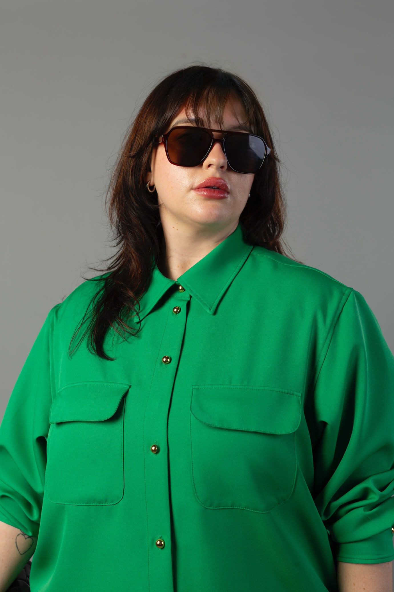 The Payton Two Pocket Shirt, Green / Kelly Green, alternate image number 1