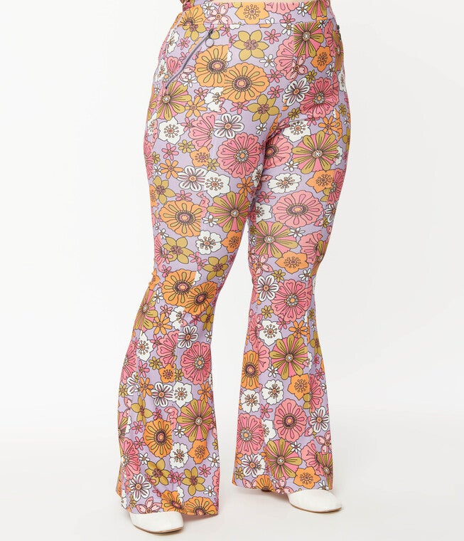 Smak Parlour Lavender Retro Bloom Zipper Pocket Flare Pants, Lavender Floral / Lilac, alternate image number 3