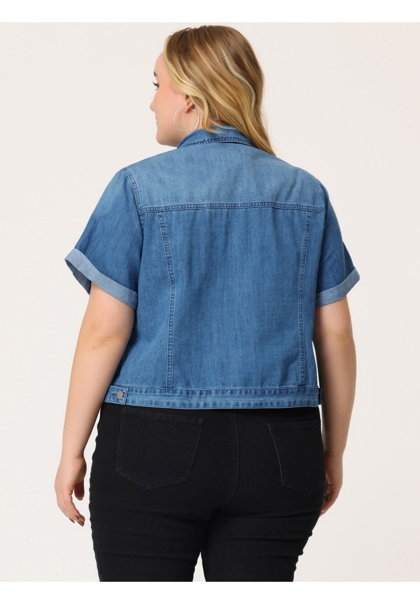 BUTTON FRONT CROP JEAN SHORT SLEEVE DENIM JACKET, Sky Blue / Light Blue, alternate image number 4