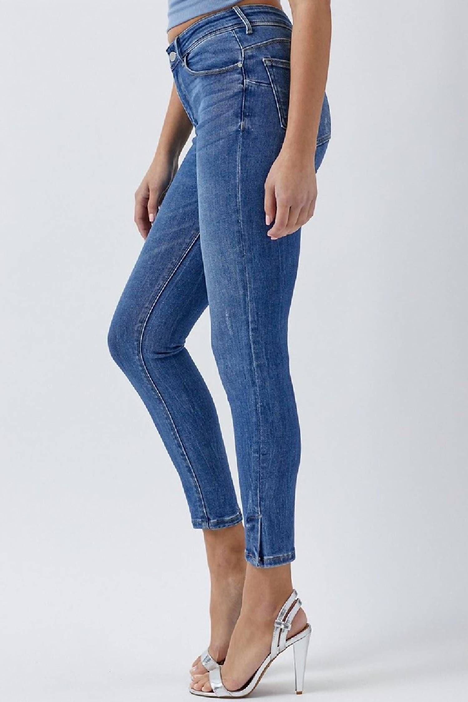 CURVY YOKE MID RISE SKINNY JEAN IN DARK BLUE, , alternate image number 6