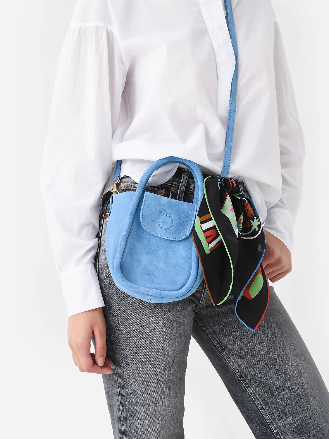 WOMEN'S HAND-ILLUSTRATED BANDANA, Tahiya Night / Black, alternate image number 1